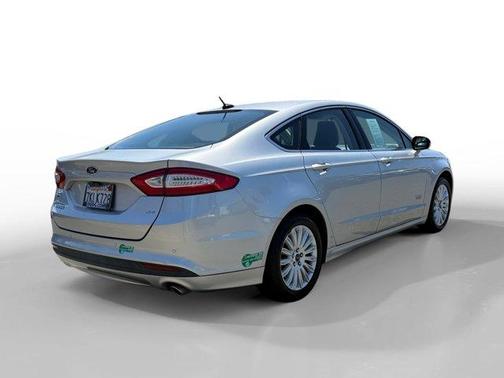 2015 Ford Fusion Energi SE Luxury