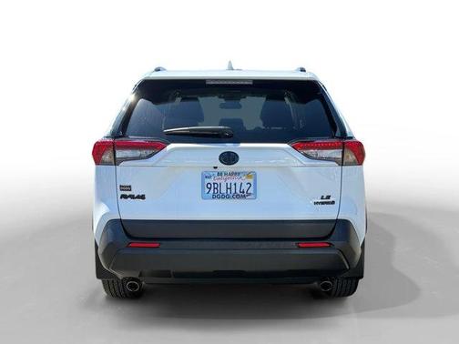 2022 Toyota RAV4 Hybrid LE