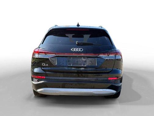 2023 Audi Q4 e-tron 40 Premium Plus