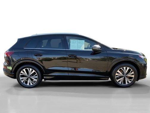 2023 Audi Q4 e-tron 40 Premium Plus