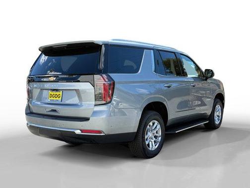 2025 Chevrolet Tahoe LS
