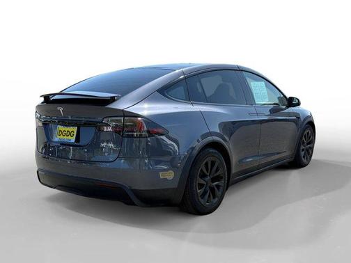 2022 Tesla Model X Base