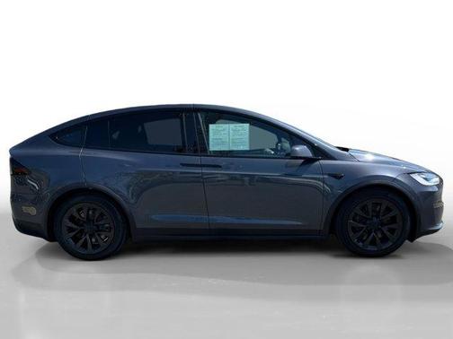 2022 Tesla Model X Base