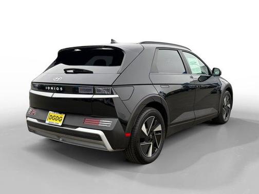 2025 Hyundai IONIQ 5 SEL