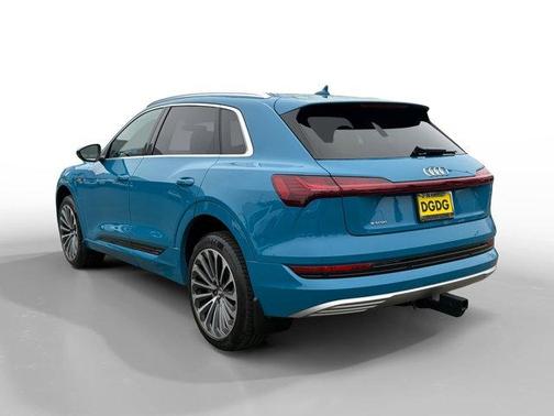 2019 Audi e-tron Prestige