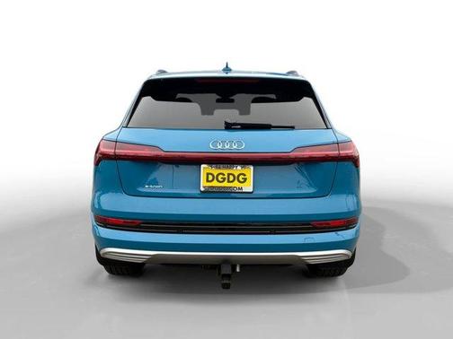 2019 Audi e-tron Prestige