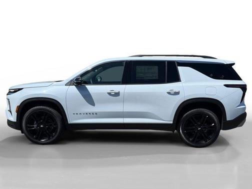 Polar White 2026 Chevrolet Traverse LT