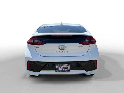 2018 Hyundai IONIQ Hybrid SEL