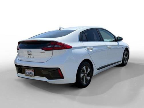 2018 Hyundai IONIQ Hybrid SEL