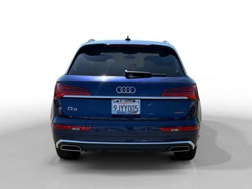 2024 Audi Q5 45 S line quattro Premium