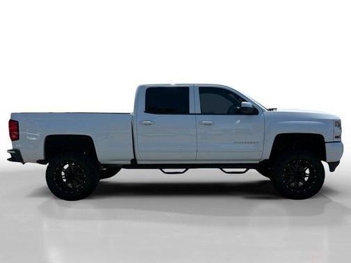 Summit White 2018 Chevrolet Silverado 1500 LT