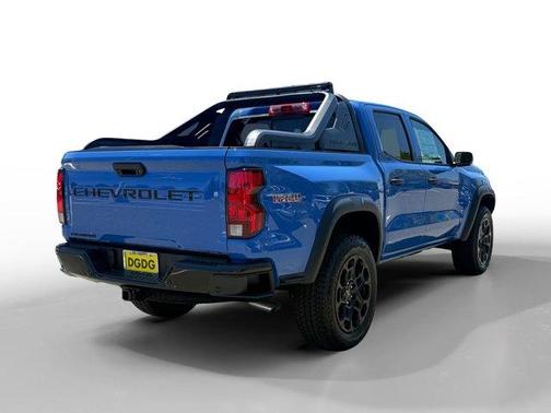 Reef Blue Metallic 2026 Chevrolet Colorado Trail Boss