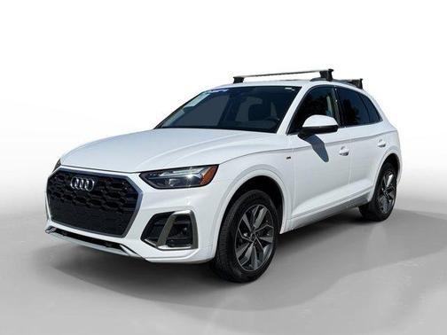 Arkona White 2024 Audi Q5 45 S line quattro Premium
