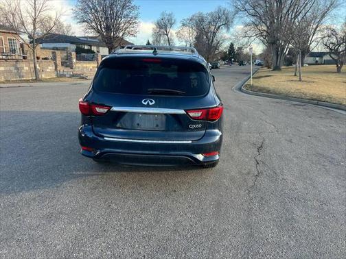 2017 INFINITI QX60 Base