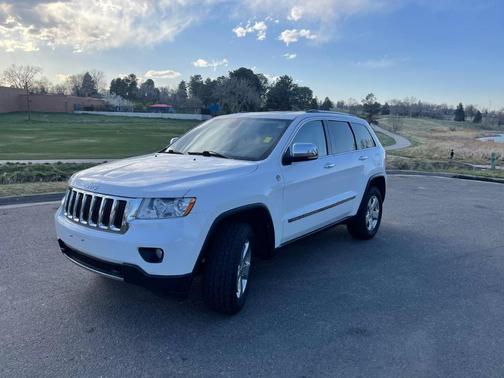 Photo 4 of 20 of 2013 Jeep Grand Cherokee Limited