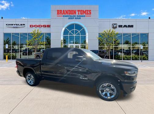 Diamond Black Crystal Pearlcoat 2026 RAM 1500 Big Horn/Lone Star