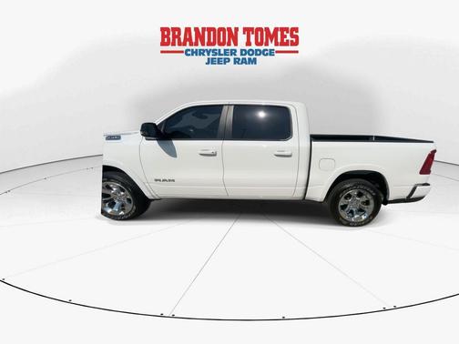 Bright White Clearcoat 2026 RAM 1500 Big Horn/Lone Star