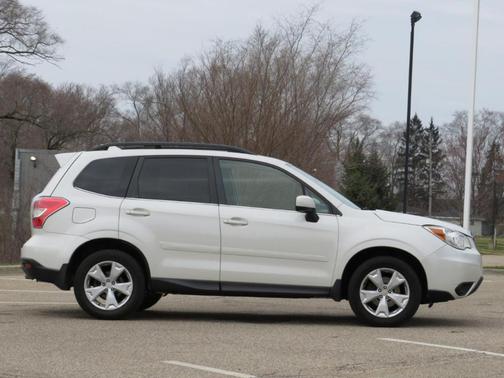2016 Subaru Forester 2.5i Limited