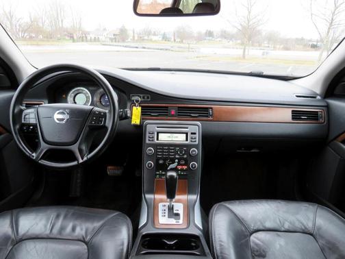 2011 Volvo XC70 3.2