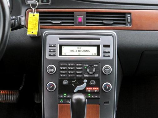 2011 Volvo XC70 3.2