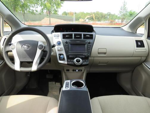 2014 Toyota Prius v Three