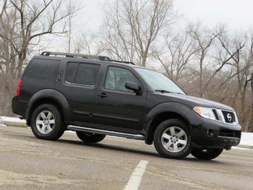 2012 Nissan Pathfinder SV