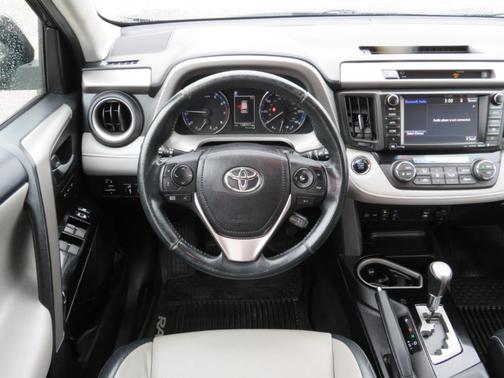 2016 Toyota RAV4 Limited