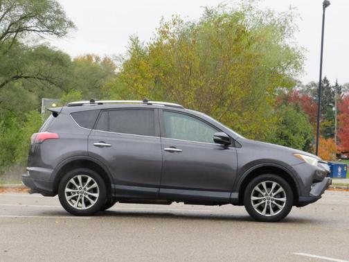 2016 Toyota RAV4 Limited