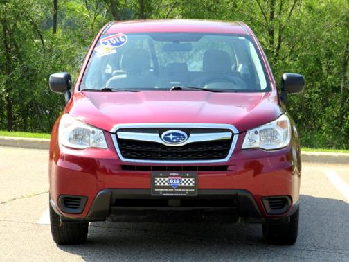 2016 Subaru Forester 2.5i