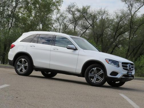 2017 Mercedes-Benz GLC 300 Base 4MATIC