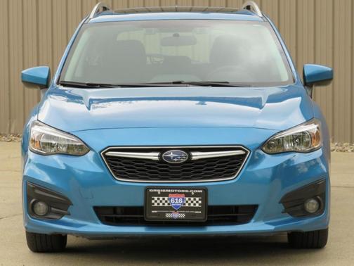 Island Blue Pearl 2018 Subaru Impreza 2.0i Premium
