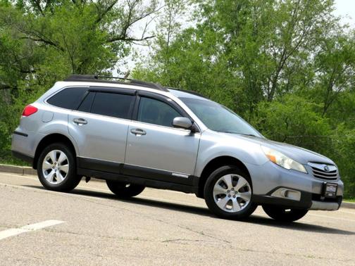 2011 Subaru Outback 3.6R Limited