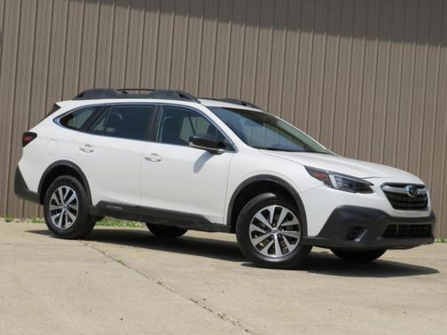 Crystal White Pearl 2020 Subaru Outback