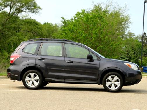 2015 Subaru Forester 2.5i