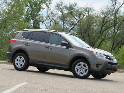 2014 Toyota RAV4 LE