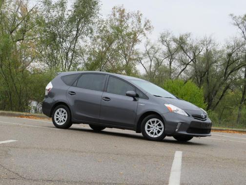 2012 Toyota Prius v Two