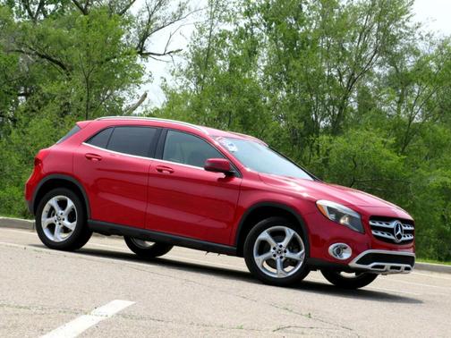 2020 Mercedes-Benz GLA 250 Base 4MATIC