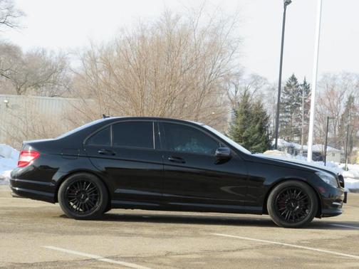 2011 Mercedes-Benz C-Class C 300 4MATIC Luxury