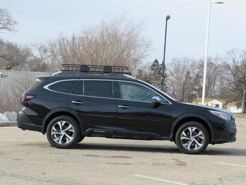 2021 Subaru Outback Touring XT