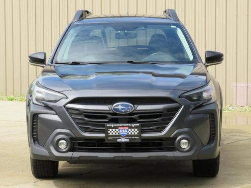 Magnetite Gray Metallic 2023 Subaru Outback Premium