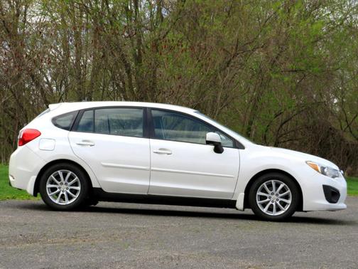 2012 Subaru Impreza 2.0i Premium