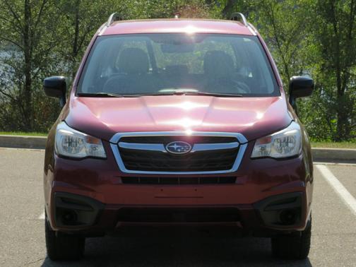 2017 Subaru Forester 2.5i