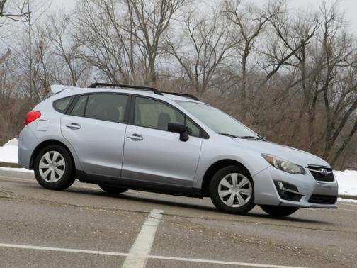 2015 Subaru Impreza 2.0i