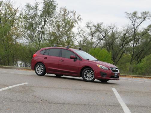 2014 Subaru Impreza 2.0i Premium