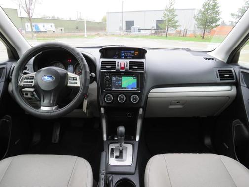 Jasmine Green Metallic 2015 Subaru Forester 2.5i Limited