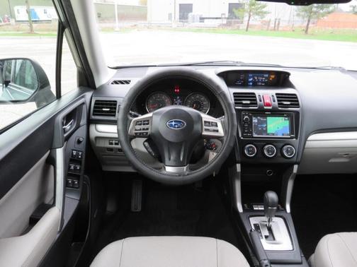 Jasmine Green Metallic 2015 Subaru Forester 2.5i Limited
