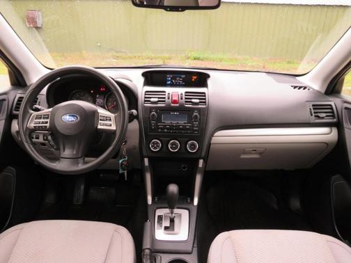 Dark Gray Metallic 2015 Subaru Forester 2.5i Premium