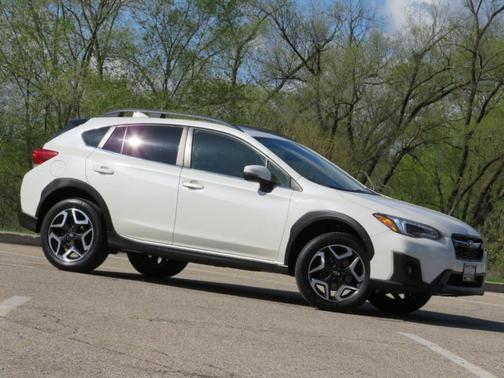 Crystal White Pearl 2019 Subaru Crosstrek 2.0i Limited