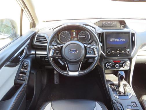 Crystal White Pearl 2019 Subaru Crosstrek 2.0i Limited