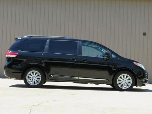 Black 2011 Toyota Sienna XLE